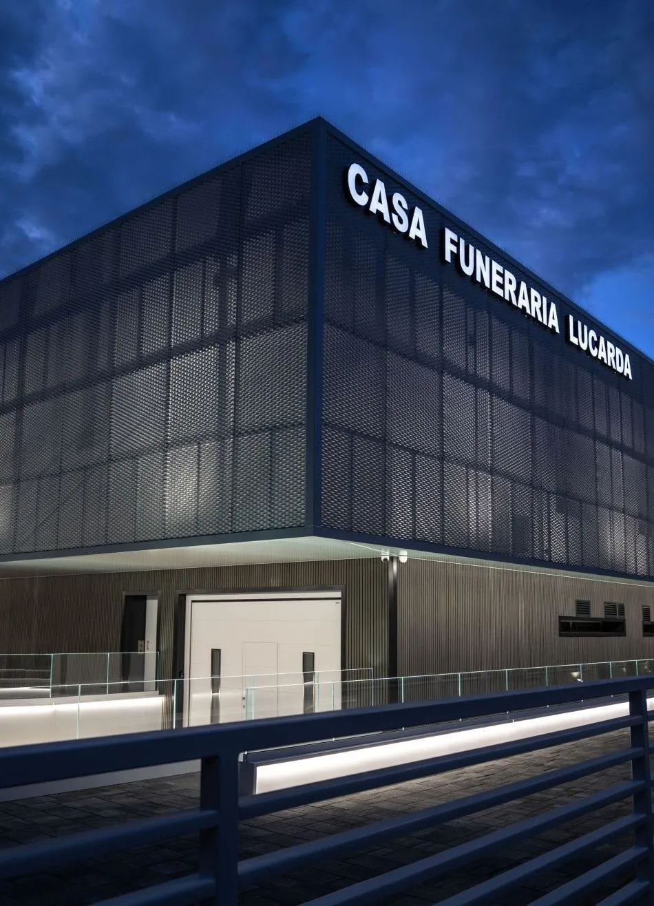 Funeral Home Immagine